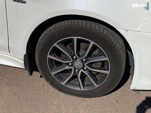 Mitsubishi Lancer 2016 - фото 20