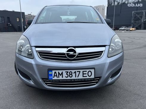 Opel Zafira 2009 - фото 2