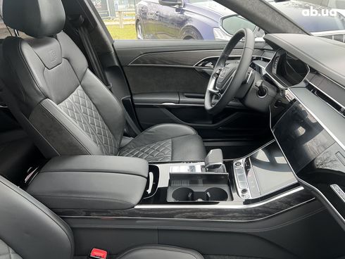 Audi A8 2021 - фото 31