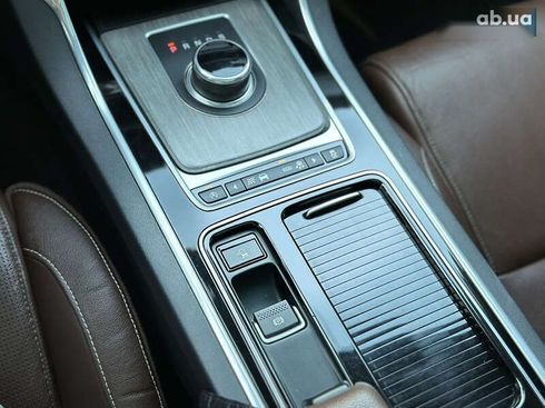 Jaguar XF 2016 - фото 29