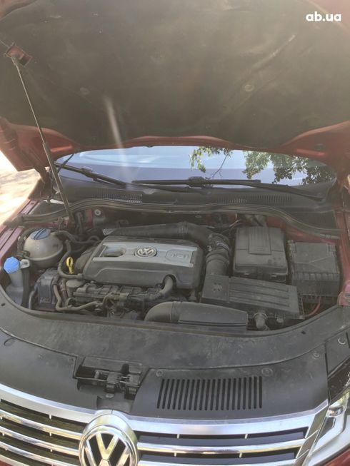 Volkswagen Passat CC 2014 красный - фото 6
