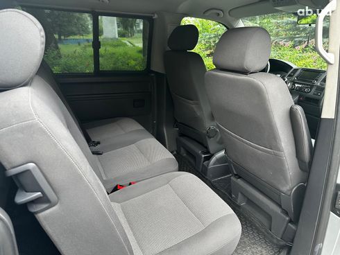 Volkswagen Caravelle 2015 серый - фото 14