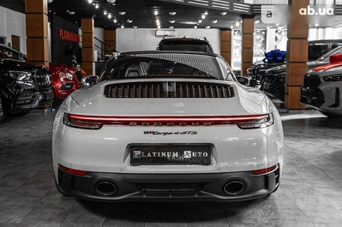 Porsche 911 2024 - фото 17