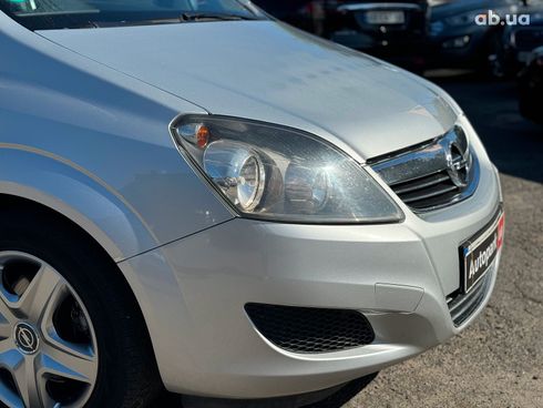 Opel Zafira 2012 серый - фото 4