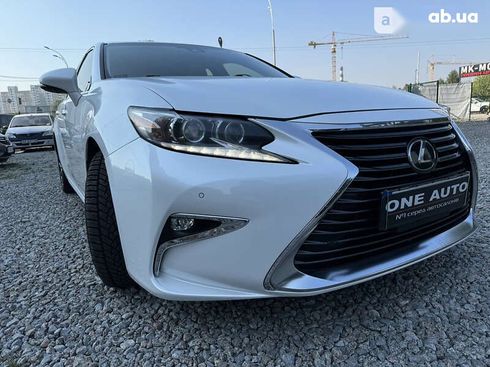 Lexus ES 2016 - фото 3