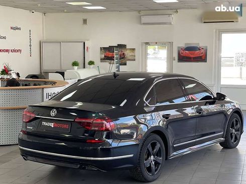 Volkswagen Passat 2017 - фото 14