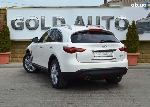 Infiniti QX70 2013 - фото 8