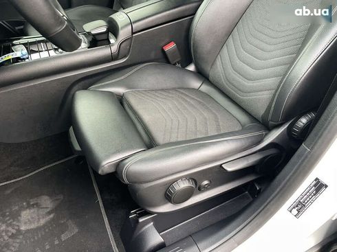 Mercedes-Benz GLB-Класс 2021 - фото 4