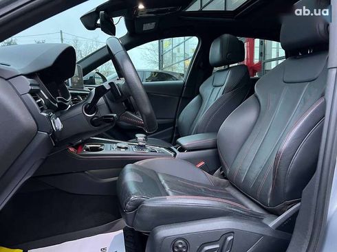 Audi A4 2017 - фото 10