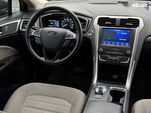 Ford Fusion 2020 - фото 23