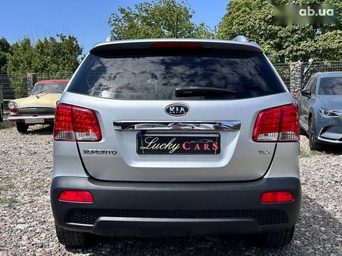 Kia Sorento 2011 - фото 6