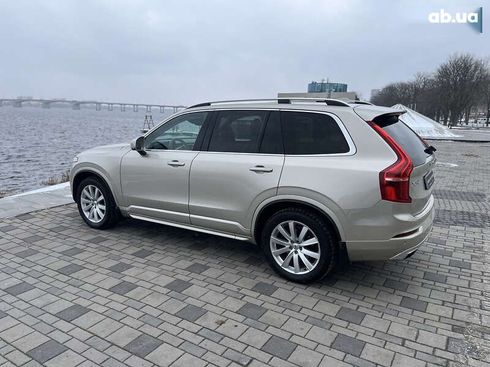 Volvo XC90 2016 - фото 17