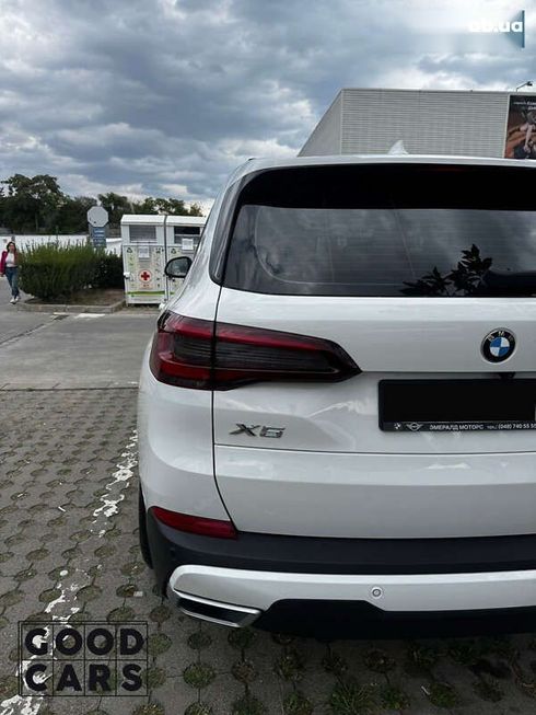 BMW X5 2021 - фото 6