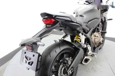 Honda CBR 400R 2019 - фото 16