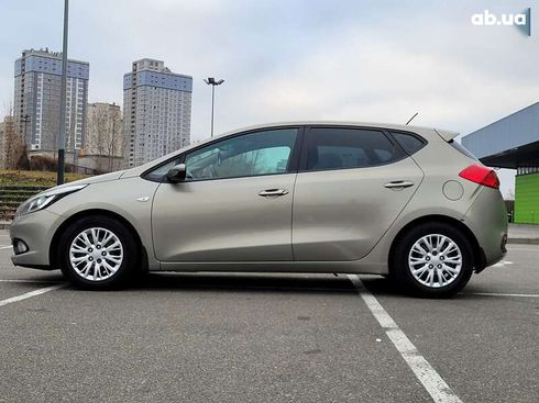 Kia Cee'd 2014 - фото 15