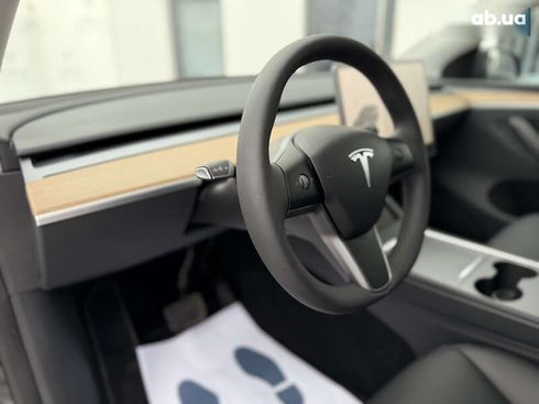 Tesla Model Y 2024 - фото 16