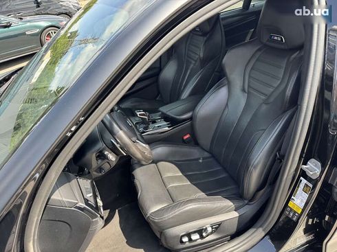 BMW M5 2019 - фото 12