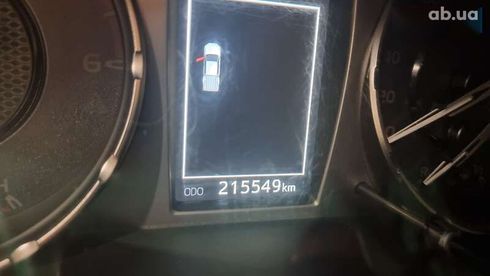 Toyota Hilux 2022 - фото 12