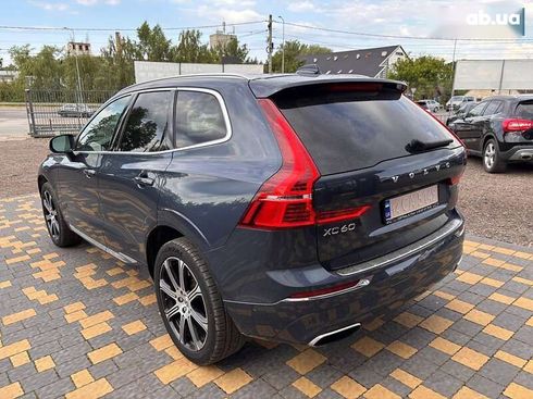 Volvo XC60 2021 - фото 10