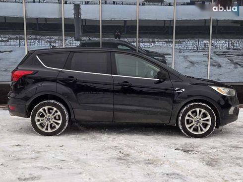 Ford Escape 2018 - фото 7