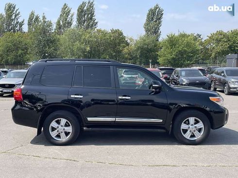 Toyota Land Cruiser 2012 - фото 6