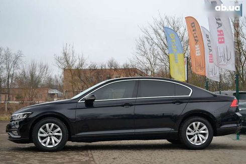 Volkswagen Passat 2021 - фото 14