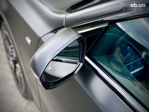 BMW i7 2022 - фото 20
