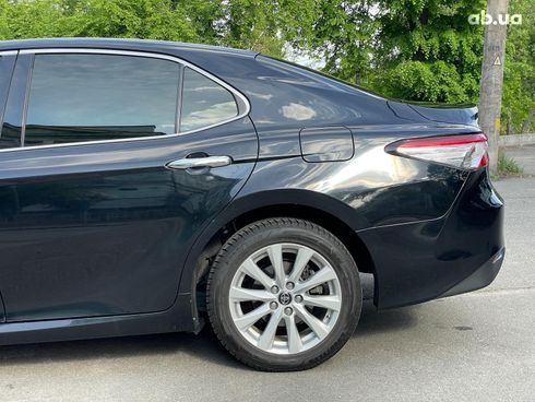 Toyota Camry 2017 черный - фото 15