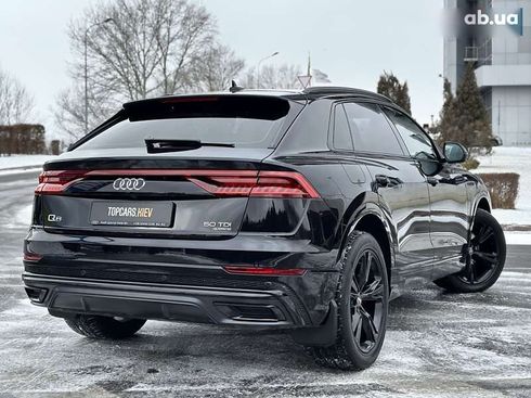 Audi Q8 2020 - фото 13