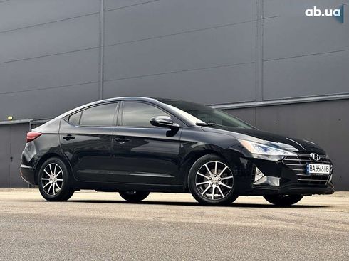 Hyundai Elantra 2018 - фото 5