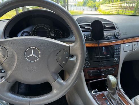 Mercedes-Benz E-Класс 2004 серый - фото 21
