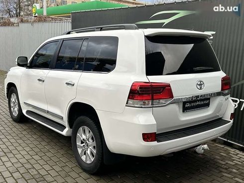 Toyota Land Cruiser 2019 - фото 17