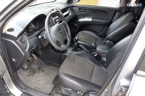Kia Sportage 2007 - фото 15