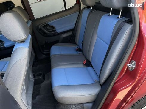 Skoda Fabia 2008 - фото 27