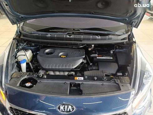 Kia Carens 2016 - фото 12
