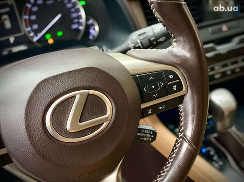 Lexus RX 2018 - фото 15