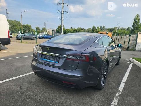 Tesla Model S 2018 - фото 17