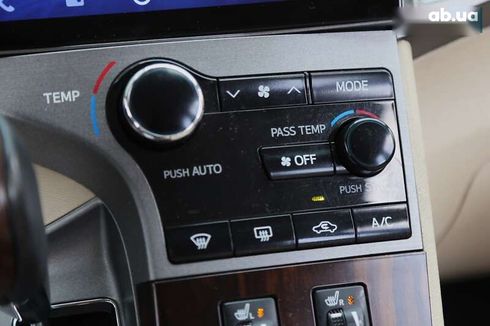 Toyota Venza 2013 - фото 22