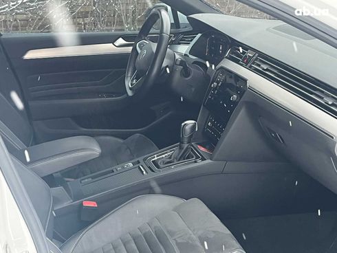 Volkswagen Passat 2021 белый - фото 37