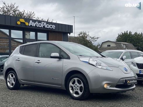Nissan Leaf 2017 - фото 11