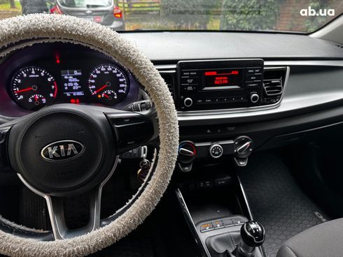 Kia Rio 2018 черный - фото 67