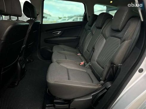 Renault Scenic 2018 - фото 21
