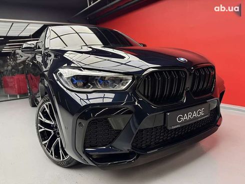 BMW X6 M 2022 - фото 10