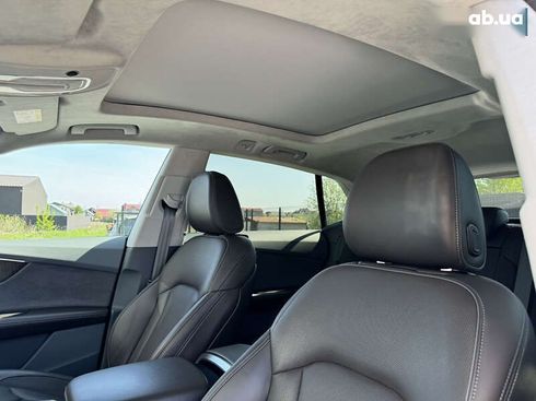Audi Q8 2019 - фото 27