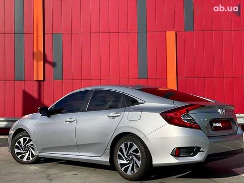 Honda Civic 2017 - фото 10