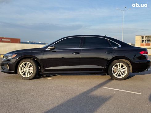 Volkswagen Passat 2019 черный - фото 4