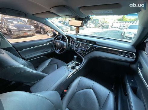 Toyota Camry 2018 - фото 29