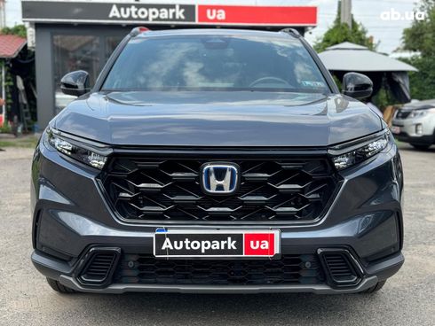 Honda CR-V 2024 серый - фото 2