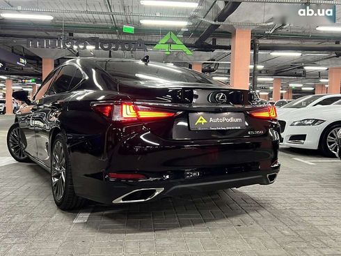 Lexus ES 2018 - фото 7