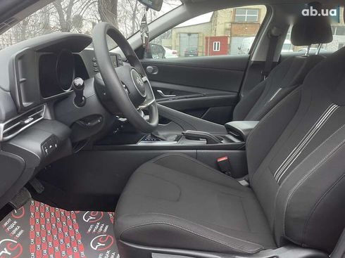 Hyundai Elantra 2023 - фото 27